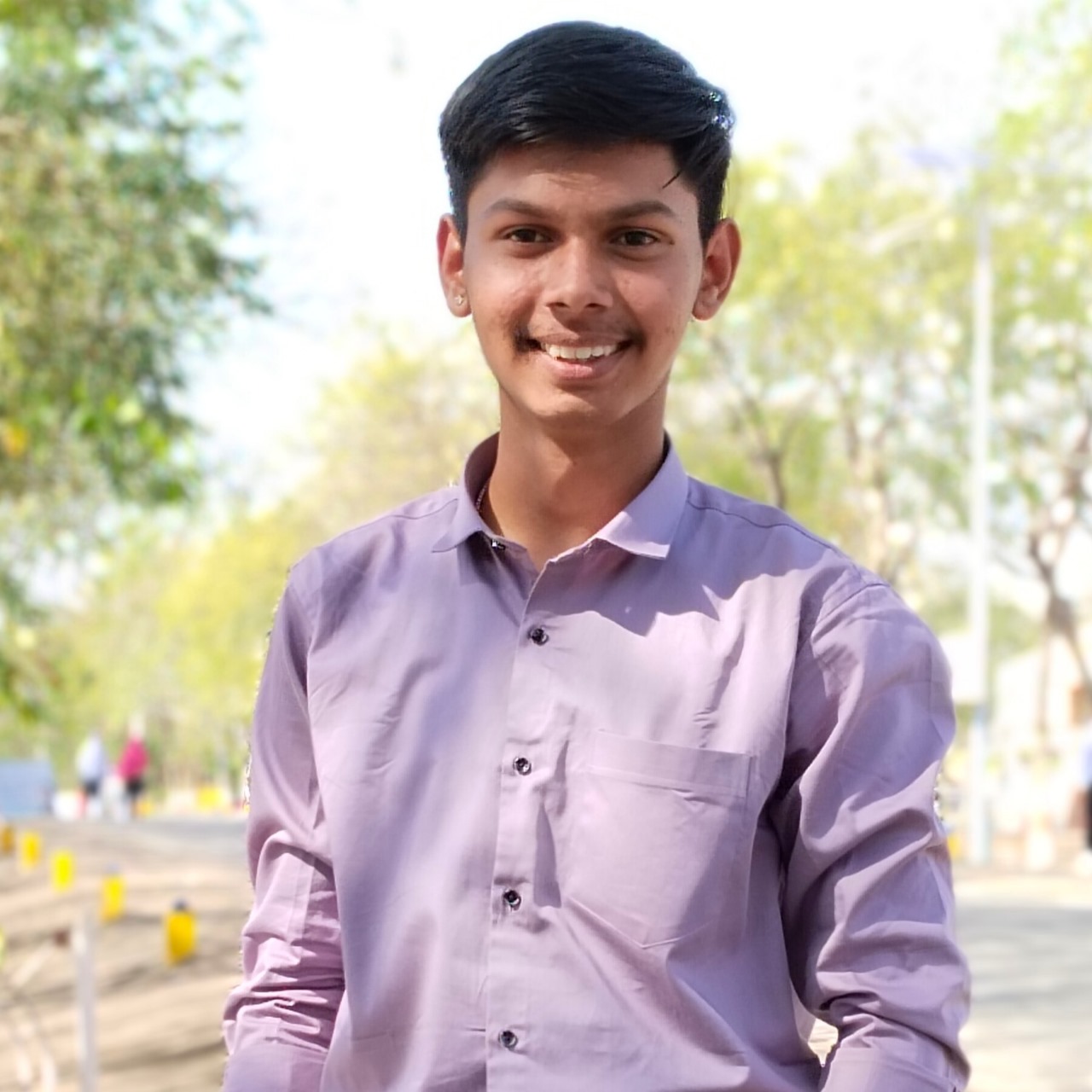 Ayush Thute